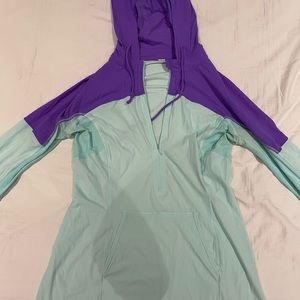 Lululemon SPF shirt